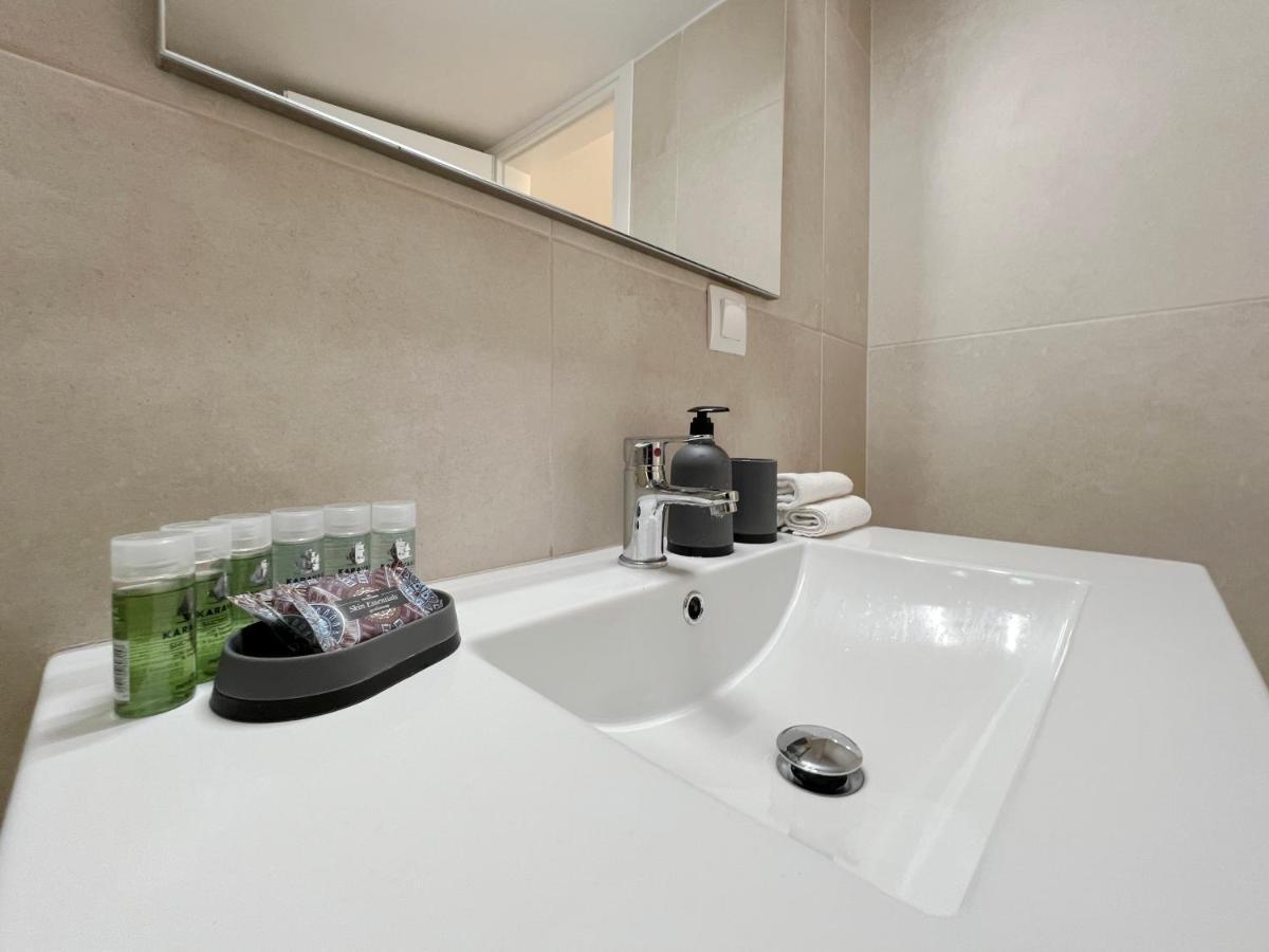 Ferienwohnung Mouson Modern 80Sqm Apt Next To Edem Beach Athen Exterior foto